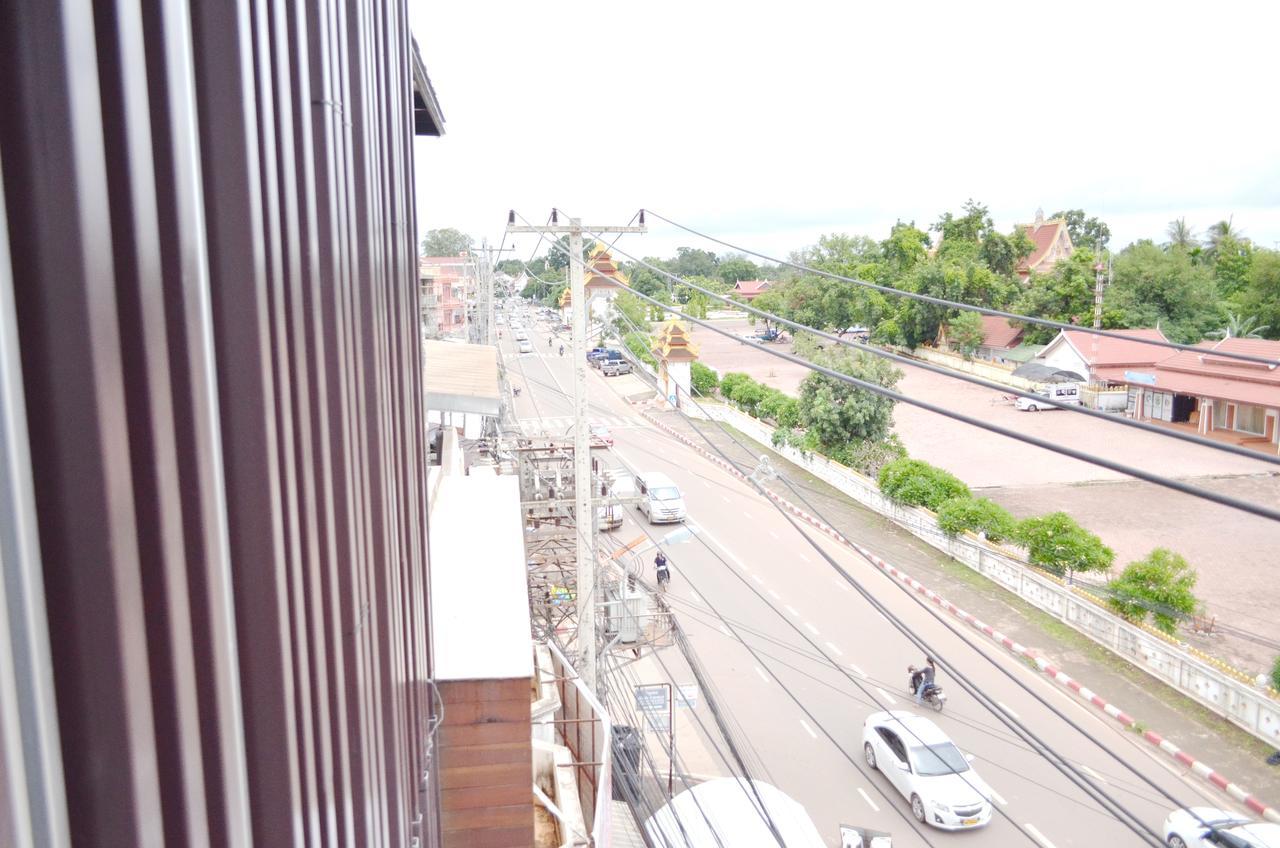 Thatluangview Hotel Vientiane Eksteriør bilde